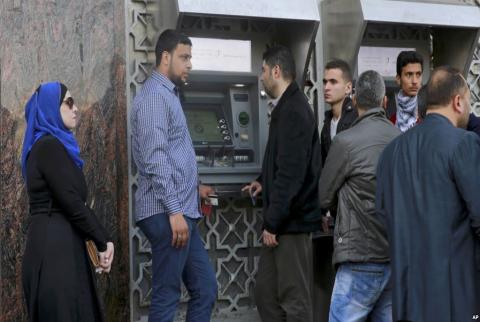 رام الله: وزارة المالية تنفي ما ورد في وثيقة حول رواتب غزة