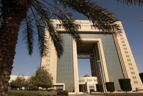 مصرفيون يدرسون تمويلا ضخما لشراء أرامكو السعودية حصة في سابك