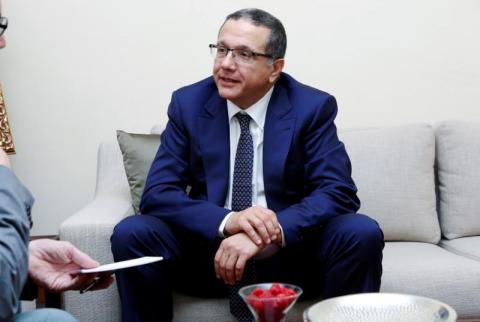 ملك المغرب يعزل وزير الاقتصاد والمالية
