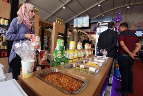 افتتاح معرض فلسطين الغذائي في الخليل
