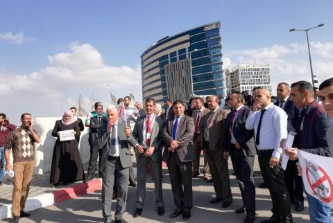 الحراك ضد ’الضمان’ يتواصل-وقفات احتجاجية للموظفين والعمال في رام الله