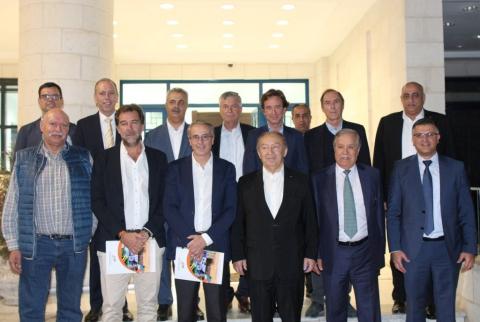 وزير الاقتصاد يدعو رجال الأعمال الإسبان الى الاستثمار في فلسطين
