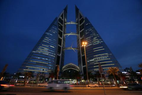 البحرين ستدفع رواتب القطاع الخاص