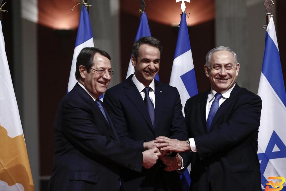 إسرائيل تستعد لاستئناف السياحة مع اليونان وقبرص 